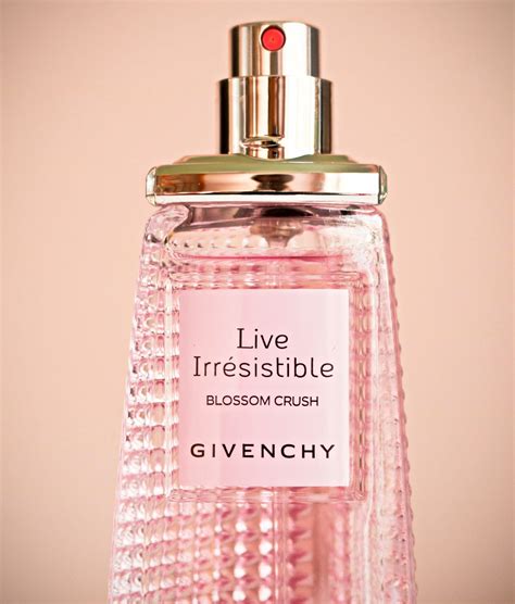 very irresistible blossom crush от givenchy|live irresistible Givenchy 30 ml.